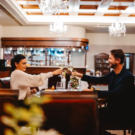Bankov Hotel 4*