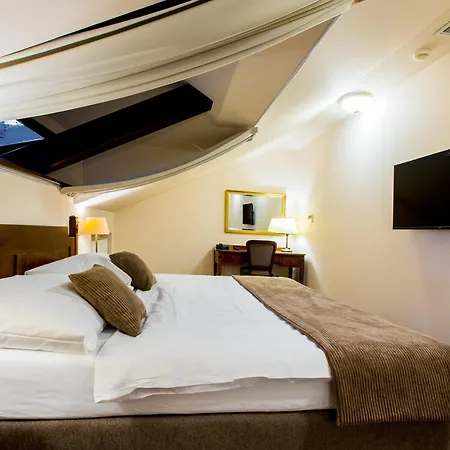 Bankov Hotel 4*