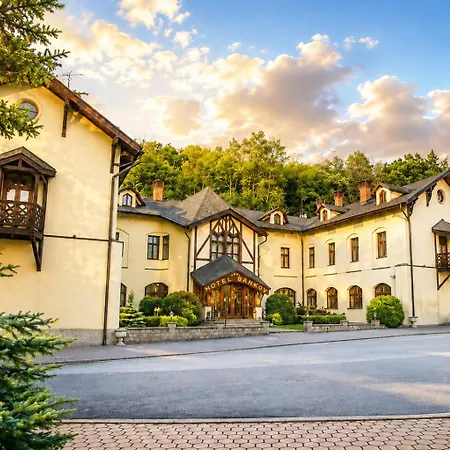 Bankov Hotel 4*