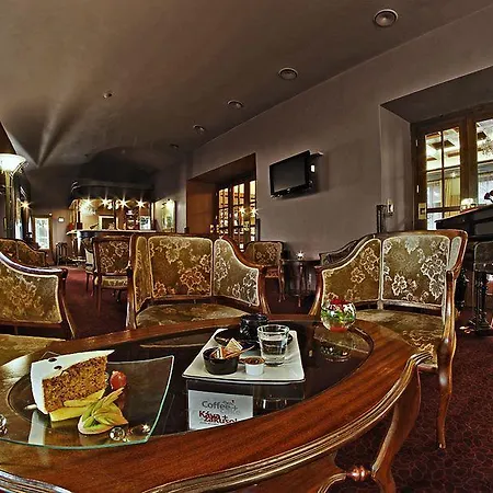Bankov Hotel 4*